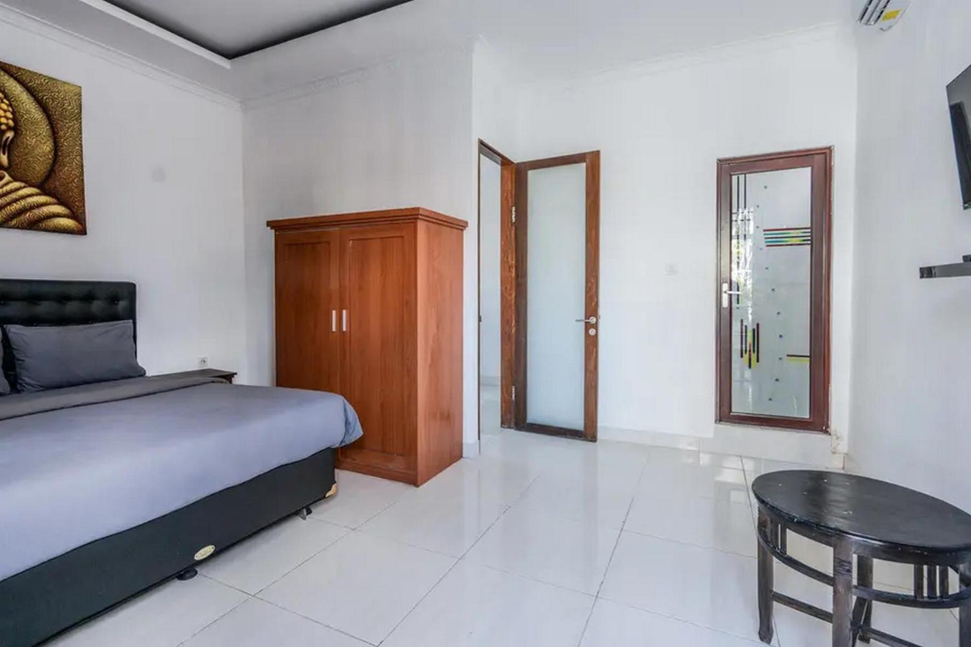 Ceria Guesthouse Seminyak Mitra Reddoorz Eksteriør bilde