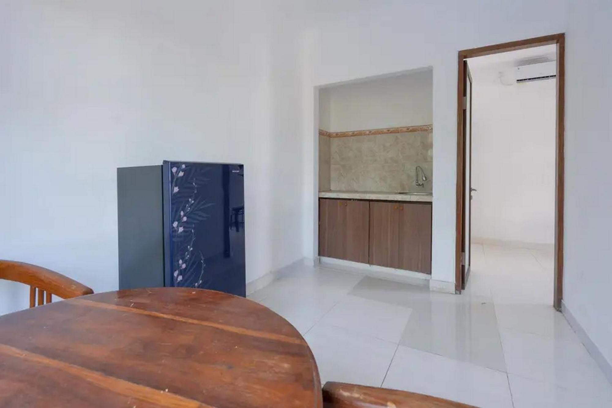 Ceria Guesthouse Seminyak Mitra Reddoorz Eksteriør bilde