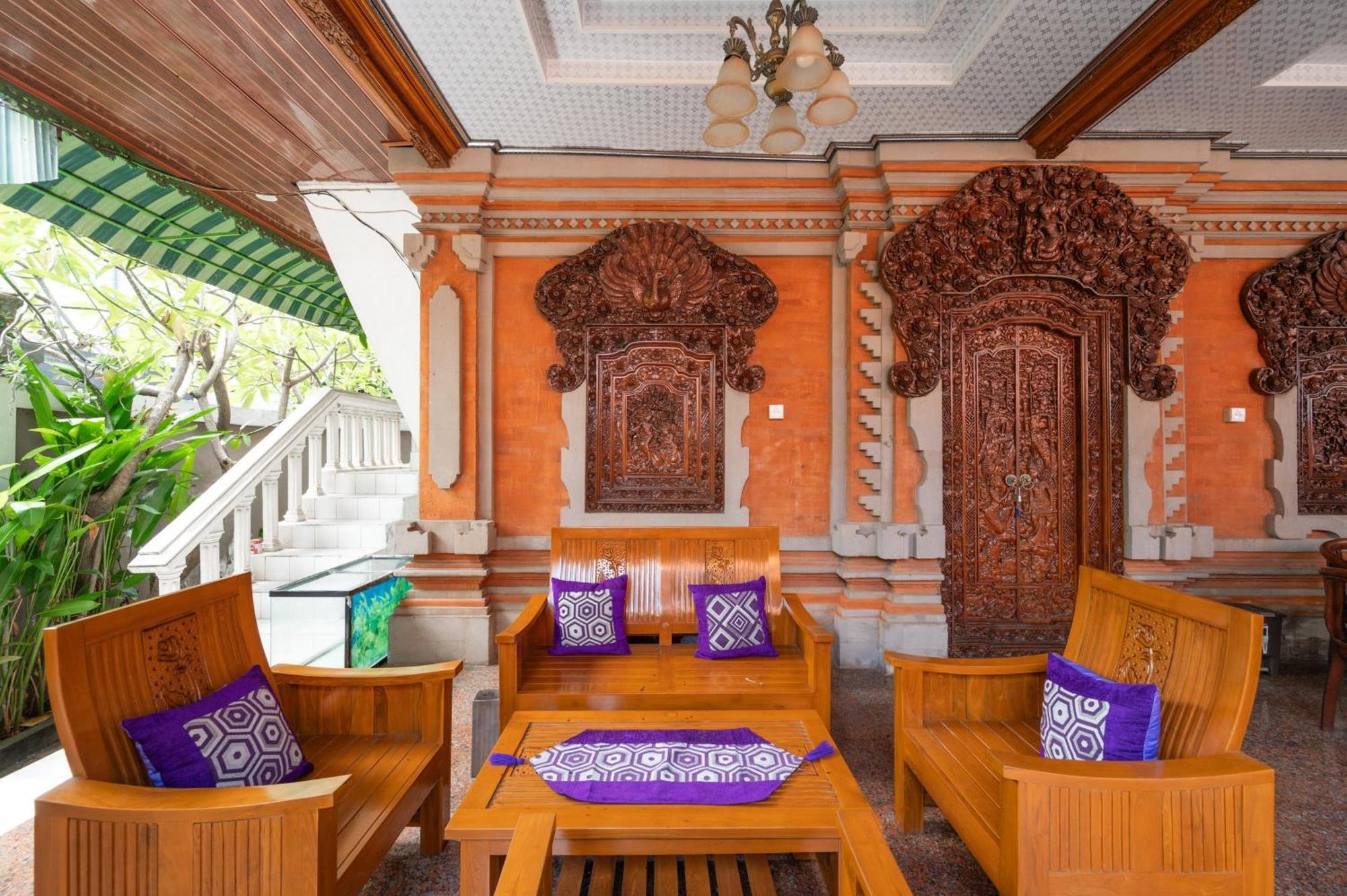 Ceria Guesthouse Seminyak Mitra Reddoorz Eksteriør bilde